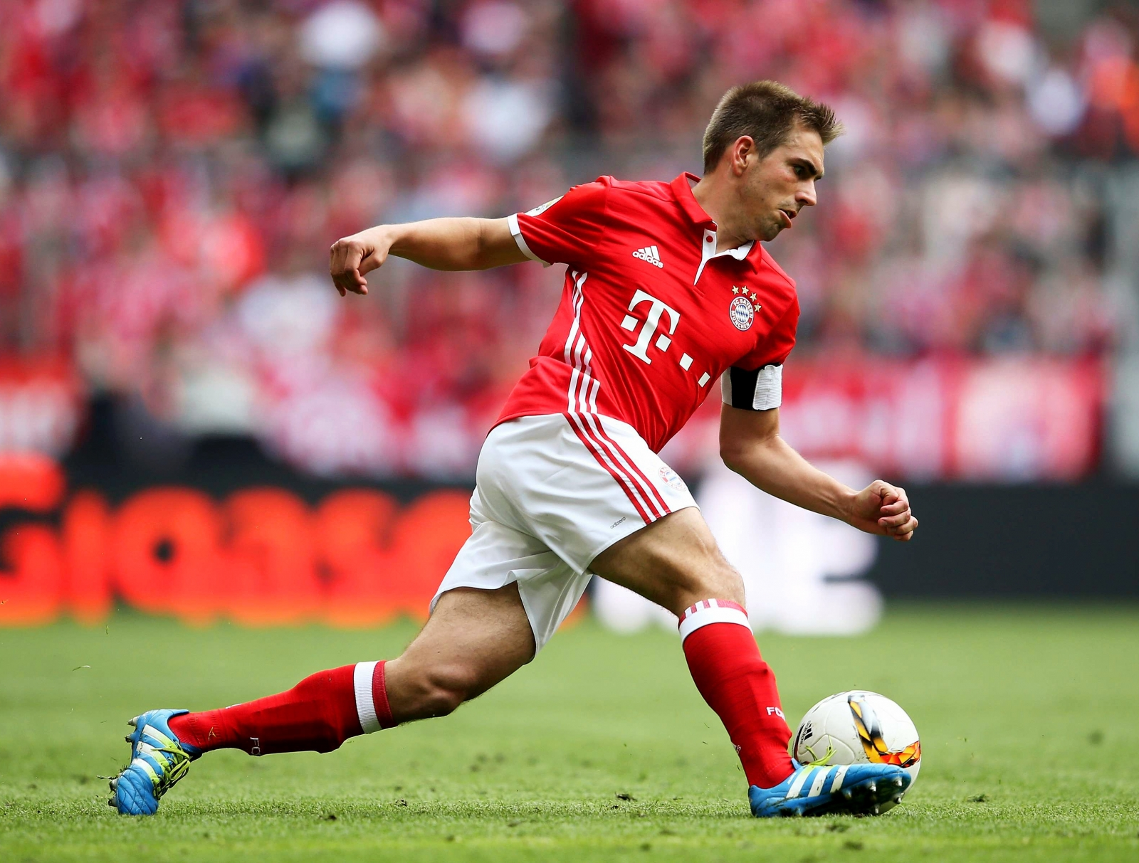 Philipp Lahm Giải Nghệ